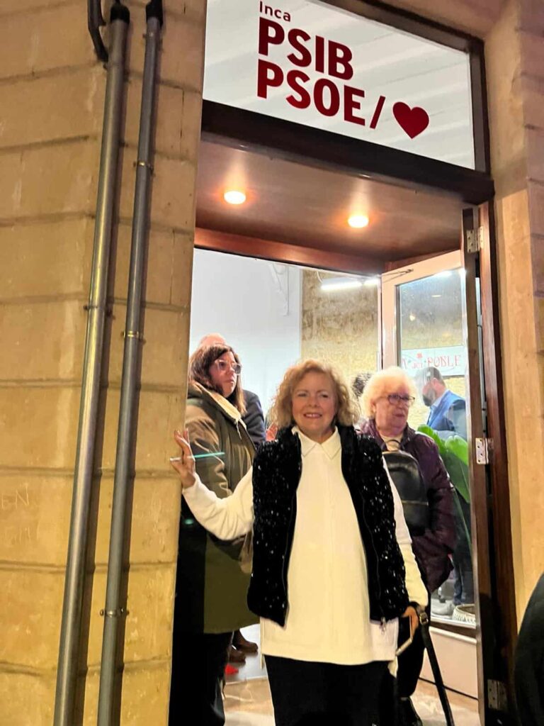 El PSOE de Inca celebra su 88 aniversario con la inauguración de una nueva sede y un homenaje a sus militantes 3 WhatsApp Image 2024 02 03 at 12.11.15 1 min