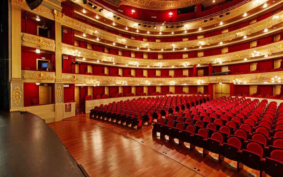 El Consell de Mallorca rinde homenaje a 20 personalidades del mundo de las artes escénicas poniendo su nombre a butacas del Teatre Principal