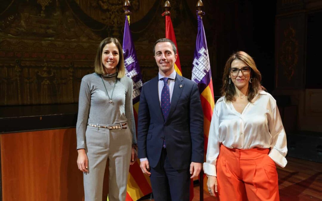 El Consell de Mallorca celebra el Día Mundial del Teatro empezando una tradición anual para rendir homenaje a personalidades vinculadas en el mundo de las artes escénicas