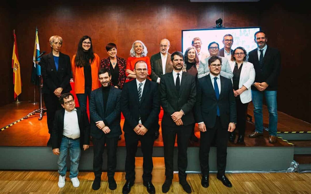 Bustinduy y Urtasun se unen para ampliar el acceso a la cultura de las personas sordas