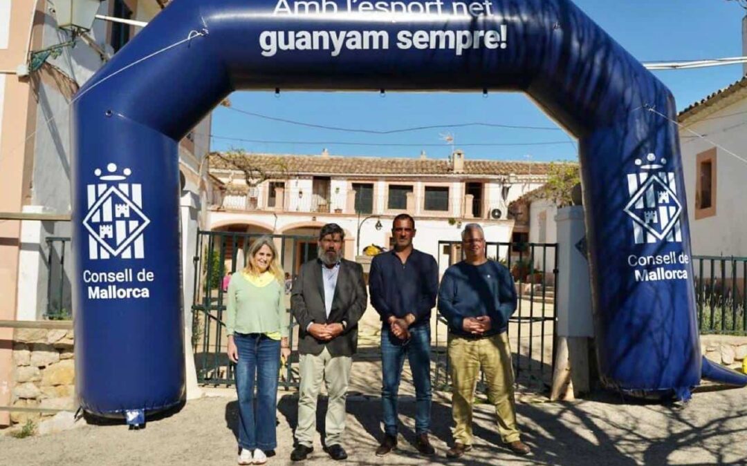 «Acampaesport» arranca en Calvià y en la Colònia de Sant Pere con 450 participantes que practican deporte y sostenibilidad