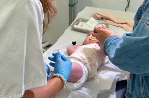 Salud refuerza la vacunación infantil contra el neumococo con una vacuna más completa