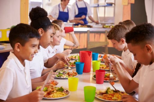 Se destinan 9,5 millones de euros a las ayudas de comedor escolar para el curso 2024/2025