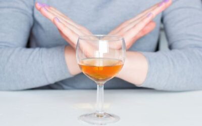 The Government will prohibit alcohol consumption on public roads in the areas affected by the decree on responsible tourism