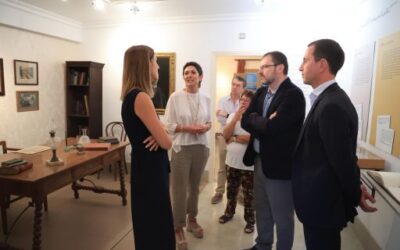 President Galmés visits the Obra Cultural Balear headquarters
