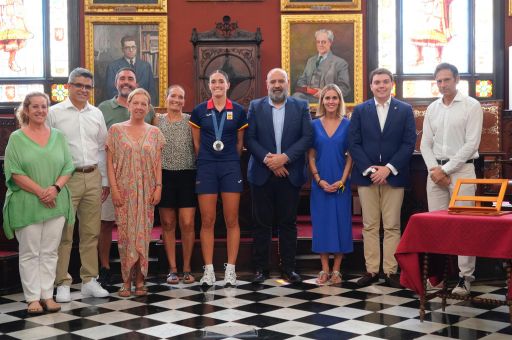 Palma de Mallorca, recibe a la medallista olímpica Juana Camilión