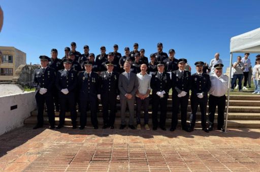 The Government presents 17 Police Merit Crosses with green badges to the local police of Menorca