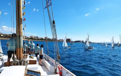 La Balear receives a great tribute on the occasion of its centenary, a nautical salute in front of the cathedral