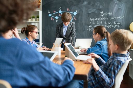 Educació presenta los nuevos currículos escolares que refuerzan los aprendizajes e introducen un cambio en el sistema educativo de las Illes Balears