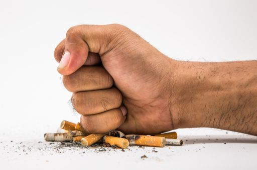 Desciende el consumo de tabaco en la población de Baleares de entre 15 y 64 años