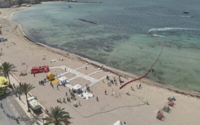 El Govern participa en el simulacro de contaminación marina en la zona costera de la playa de Ciutat Jardí, en Palma