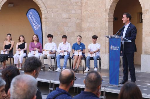 The Consell de Mallorca Awards the Mallorca Jove 2025 Prizes to New Talents in Catalan Poetry and Narrative