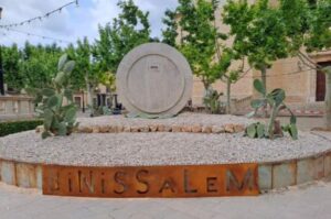 12. Juli Shopping Night in Binissalem. Ein großes Event mit Musik, Verlosungen und Einkaufen auf der Straße 1 12. Juli Shopping Night in Binissalem 1