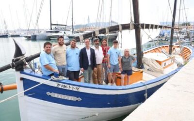 President Galmés Welcomes the Centenary Fishing Boat Rafael Upon Its Arrival in Mallorca