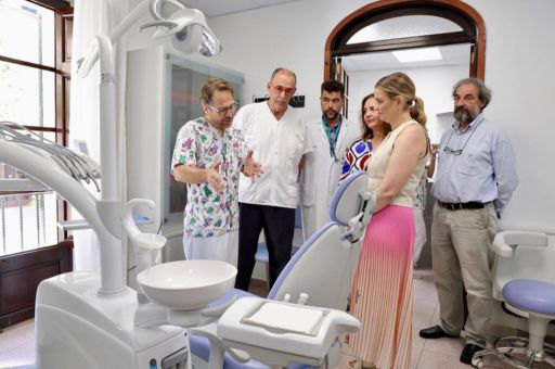 La consulta de odontología para personas con discapacidad del Hospital General atiende a unos 1.700 pacientes al año