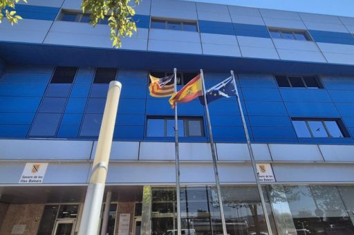 El Govern inicia en septiembre la formación en lengua catalana para los empleados públicos con una oferta de más de mil plazas