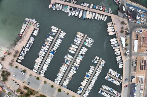 PortsIB aprueba la reparación de los pantalanes y del muelle de ribera en el puerto de la Colònia de Sant Jordi