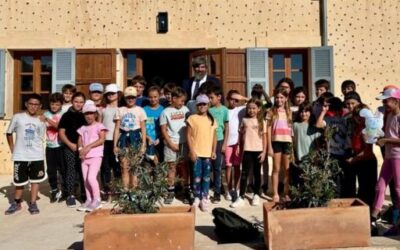 Environment expands the “Una nit a la Serra” program with 500 new places, reaching 1,500 students this school year