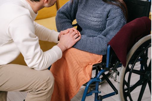 Regional administration launches innovative contracts to assess over 14,000 people with disabilities