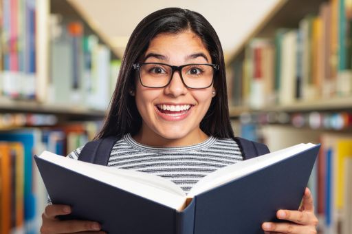 La lectura se consolida como una de las principales actividades de ocio en España, con un crecimiento destacado entre la juventud