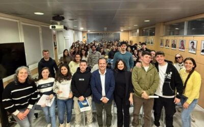 The youth activities programme was presented to more than 80 “Joves a la Neu” participants