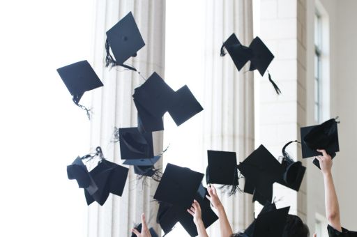 Educación convoca 20 becas de excelencia para cursar un trimestre en Canadá durante el curso 2026-2027