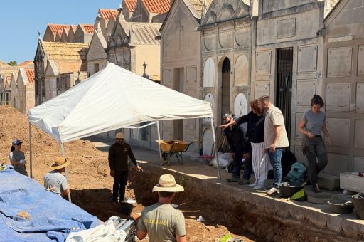 Avancen les exhumacions al cementeri de Son Servera en el marc del V Pla de Fosses