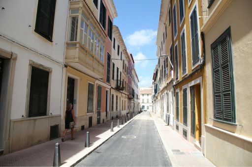 Menorca agrees with local councils to obtain statistical indicators for the vehicle influx limitation system
